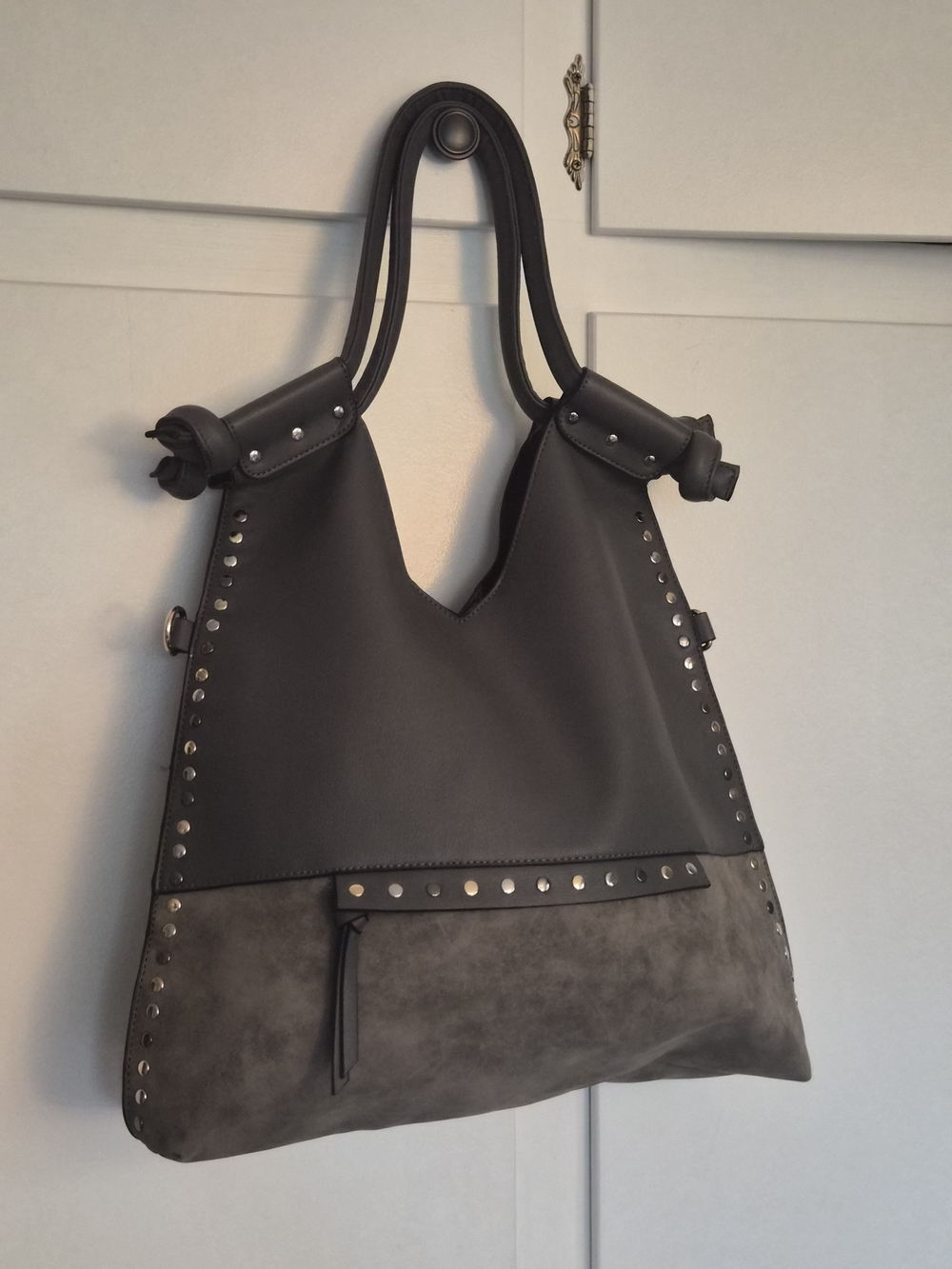 Cato Large Stud-Trim Gray Tote Bag/handbag